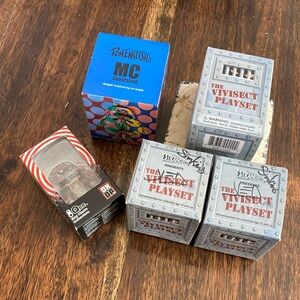 5 Collectible Pop Art Vinyl Toy Figurines: Ron English, Joe Ledbetter, G.Simkins